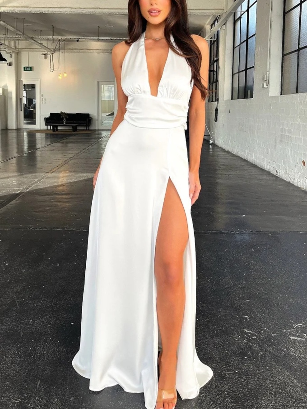 ThatsSoFetch Neriah White Halter Maxi Dress Size US 4 Satin Bridal Formal